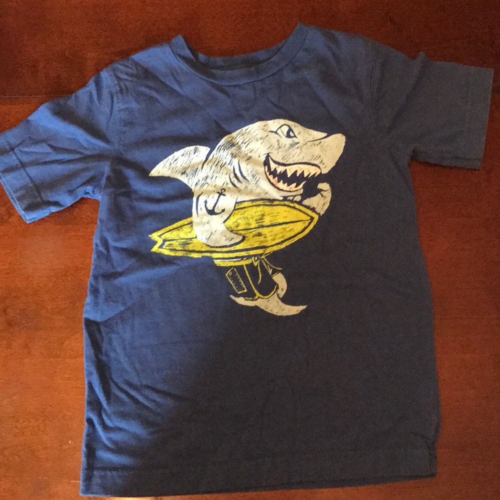 Gap shirt